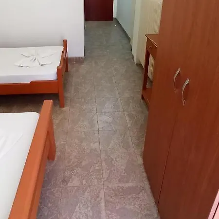 Electra Hotel-enoikiazomena *